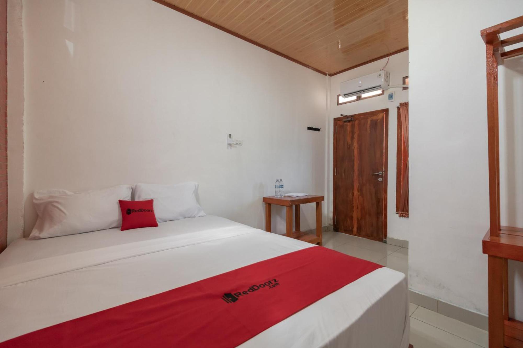 Reddoorz Syariah Near Jakabaring Sport City Palembang Zewnętrze zdjęcie